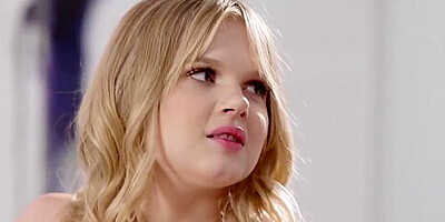 teen 18+ Seducing - Aiden Ashley And Coco Lovelock