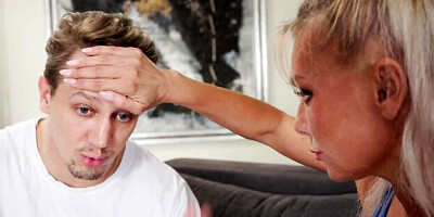 Seductive Moon's hd clip