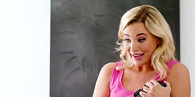 Lacey Logan And Blake Blossom In Masturbating Under My Gfs Vr Is