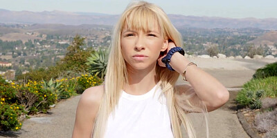 Tiny Kenzie Reeves climbs on big cock