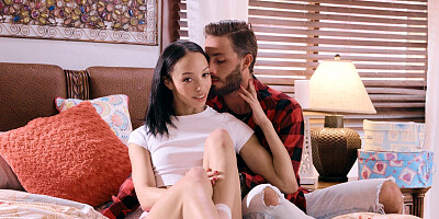 Petite brunette Alexis Tae gets banged by bearded dude