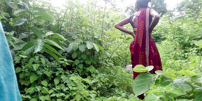 Indian desi village young married couple couldn',t t have fun at home so had full fun on the jungle.
