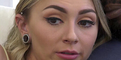 Chloe Temple Sucks Black BF With Stepmom