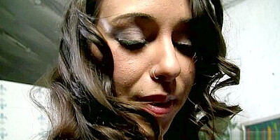 Layla Luxxx in Tug n` Smoke - ManoJob