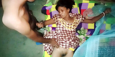 Older stepbrother puts his cock in her mouth - homemade porn