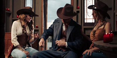 Gold Diggers - Adria Rae & Kimmy Granger