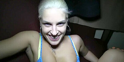Blondie Fills Her Vagina With Strangers Dick On A T