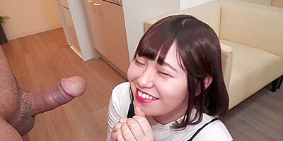 Shyness Risa-chan (23 Years Old) Vacuum