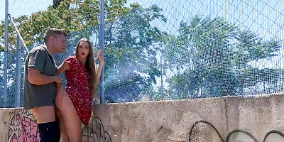 REALITY KINGS - Alberto Gets A Big Boner When He Realizes That Influencer Mary Popiense Wears No Underwear