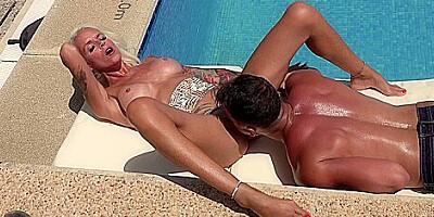 Hot Gilf Had Intercourse In The Sun With Sophie Logan