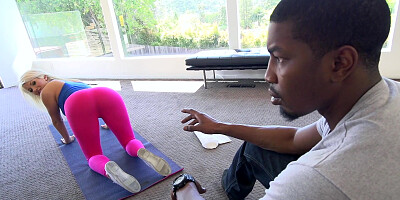 Hot yoga chick is getting fucked good