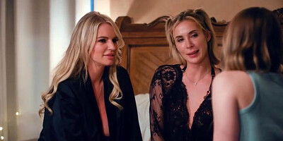 Fancy blondes, Rachael and Lily are about to have a threeway with Aiden, in the apartment