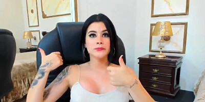 Busty Babe Wildly Fucks Her Pussy