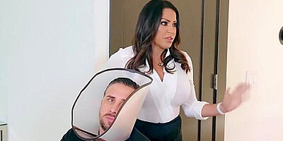 Good-looking Julianna Vega Fucks Hung Guy