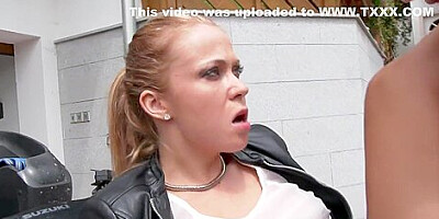 Fullyclothedpissingcom - Angella Christingetting A Golden Shower After A Cumshot720p