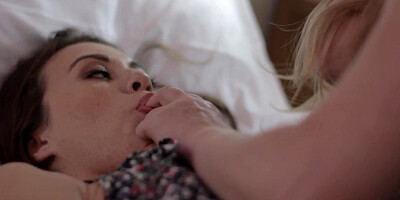 French girl likes the voluptuous donations