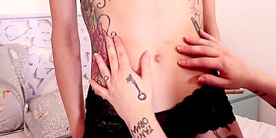 Sexy italian girls play with their belly buttons