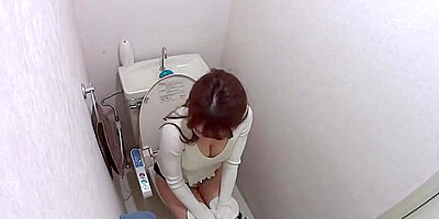 Akid-110 Welcome, Married Women! I Secretly Filmed The Mature Women Who Were Going Crazy In My Home. 18 Yua-san/f Cup/30 Years Old/yoga Teacher Goes Crazy With Young Student 18+ Yuki-san/h Cup/34 Years Old/big Breasted Wife Gently Teaches Younger Man How