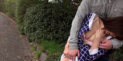 Japanese girl Kotori Shirayuki blows a guy at the park