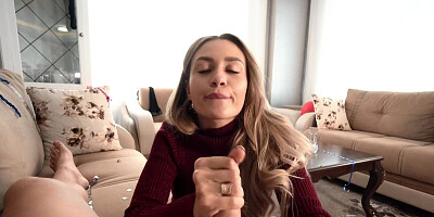 Bubble butt cutie LuxuryMur rides a cock in POV video