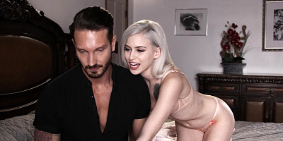 Kiara Cole seduces handsome stud