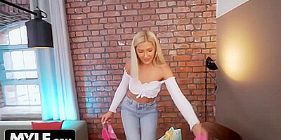 Uk Milf Meets Stranger And Makes Him Cum In Her Cock Thirsty Mouth With Rhiannon Ryder