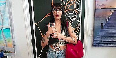 Dorm Neighbor Nabs Dick Vanessa Sky, Laney Grey & Hollywood Cash