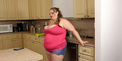 That Veronica Vaughn is one lump of ace (PHAT RUMP, Huge Rump, Ample Culo, Fat Donk, Enormous Caboose, Massive backside, Yam-Sized Bum)