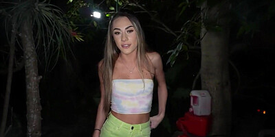 Stepsister blows stepbro in public park