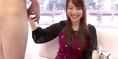 Teens Japanese Couple Likes Sex Public Glass Room 2
