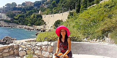 NO PANTIES under Dress &amp, masturbation on PUBLIC trail