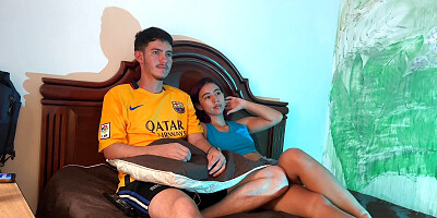 I WATCH TV WITH MY STEPSISTER AND I HAVE HER SUCK MY COCK