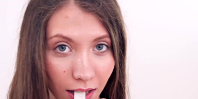 Thrilling oral vid with virginal looking Stefanie Moon