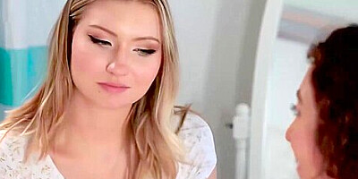 Kimmy Kimm And Emma Sirus - Kimmy And Sixtynine Action