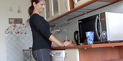 Cum On Face And Another Squirting