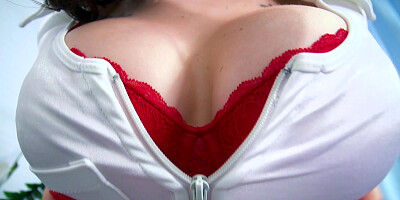 Chanel Preston having a cum swapping threesome in the hospital