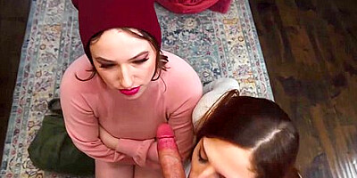 Stepbrotehr Getting A Double Blowjob From And - Riley Nixon And Scarlett Mae