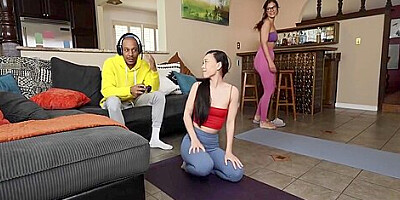 Violet Starr And Dwayne Foxxx - Call Of Booty 1508