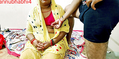 Desi Bhabhi Fuking neighbour boy's