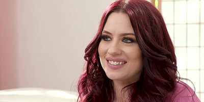 Son catches MILF mom and fucks her anal