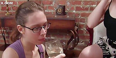 3 Pissing Lesbians - Grop Hardcore Intimacy