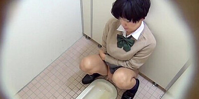 Masturbating Asian Pisses