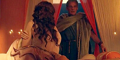 Lucy Lawless Jaime Murray Jessica Grace Smith