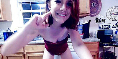 hippie babe in the kitchen