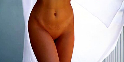 August Ames In Incredibly Beautiful Goes For A Sensual Pussy Massage