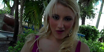 After outdoor blowjob slutty blonde wants more dicking