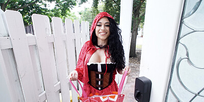 An ebony bitch is sharing her partner with a brunette