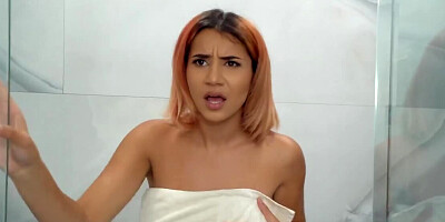 Lucky pool guy gets to slide inside Roxie Sinner's slit