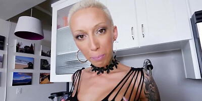 Curvy babe Bella Bellz is poked with a hard pecker