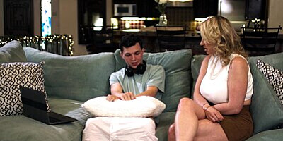 MOMMY'S BOY - Busty MILF Rachael Cavalli Is Turned On After Catching Sex Addict Stepson Masturbating